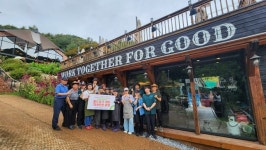 카우보이그릴, 초록우산어린이재단에 풀드포크 세트 전달