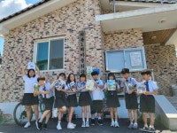 충주 용원초 학생들, 마을 이야기 담은 그림책으로 경로당 낭독회