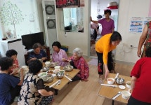 청주시 청원구, 북이면 신기리에서 작은 잔치 개최