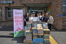 제천기적의도서관-드림스타트 책 전달식 열려