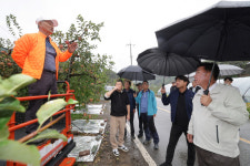 이범석 청주시장, 미원면 사과 영농현장 방문·격려