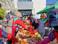 김장 김치 먹고 힘내세요 충주 곳곳서 김장 나눔 진행