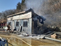 충주 앙성온천 인근 산불 확산…리조트·주민 대피령
