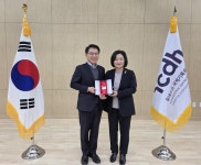 김경숙 청주시평생학습관 사무관, 지역협업 공로자 감사패 수여