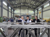 김용길 충북조달청장, 우수조달기업 엔탑컨버전스 주식회사 방문