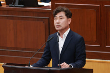 정용학 충주시의원, 회전교차로·대각선횡단보도 확대 통한 교통환경 전환 제안
