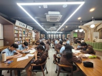 충주 중산고, 카뮈 이방인으로 소통하다