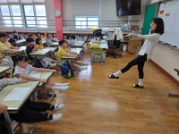 마을이 교실이 되다 충주 남산초, 2학년 대상 직업 인터뷰