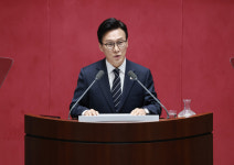 김민석, 현실 가능한 개헌 추진