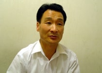 섬마을 일식 임장영씨, 진도 팽목항 급식봉사 화제