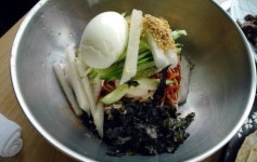 대전 유일 맷돌로 갈아 만든 100%메밀 막국수 맛