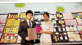 때이른 추석에 백화점 선물센트 준비 분주