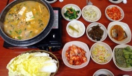 시골 향수를 느끼는 청국장의 맛 ‘동강식당’