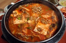 시골 향수를 느끼는 청국장의 맛 ‘동강식당’
