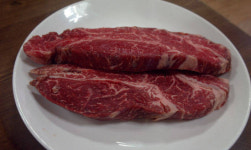 한우암소 1등급 등심 1근에 4만원