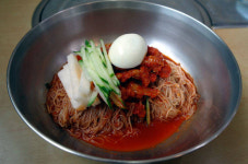 60년 장인정신으로 만든 냉면 ‘대들보 함흥면옥’