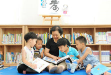효심 충천하러 효 도서코너로 오세요!