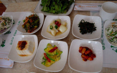 수석 전시장과 석갈비 한 곳에서 식후경