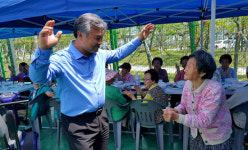 유성 신성동 존치상가연합회.제1회 경로위안잔치 열어