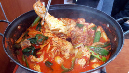 ‘백종원의 3대 천왕’도 인정한 닭볶음탕의 명소 ‘정식당’