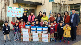 대명아이웰유치원 독거노인에 ‘사랑의 김치’ 전달