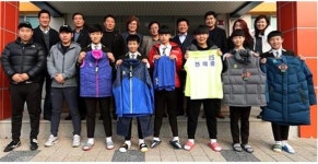 세종시체육회, 축구꿈나무 위해 전의면 전의중학교에 훈련용품 지원