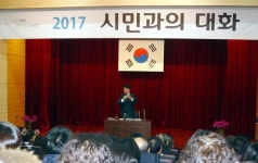 복기왕 아산시장 배방·탕정 주민과 소통행정 나서