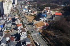 아산시, 아산초등학교 진입도로 및 육교 설치공사 준공