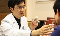 편리함을 주는 ‘임플란트 틀니’ 어떻게 경제성까지 잡았나