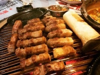 고객 감성 자극하는 숙성돼지고기 전문 창원 맛집의 인테리어