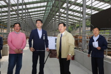 박동철 금산군수, 농업현안 사업장 현장행정 실시