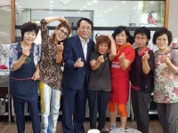 동구 신하동 조선식당, 13년째 경로잔치 열어