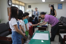 천안용곡초, 진현 장학금 전달