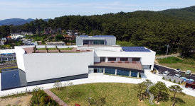충남도, 유류피해극복 기념관 부실공사 ‘논란’