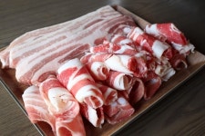 페이스북에서 화제가 된 신림 맛집 후기, 무한리필 삼겹살 주목