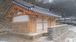 공주시, 공산성 내 영은사 화장실 신축