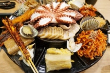 대표적인 남도 음식으로 등극한 광주 상무지구 맛집 황제해물문어보쌈