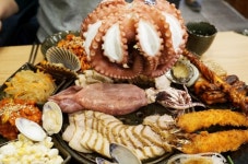 대표적인 남도 음식으로 등극한 광주 상무지구 맛집 황제해물문어보쌈