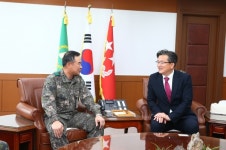 유성구, 관‧군 협력 위해 육군군수사령부 방문