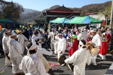 청양군 목면 동막골 번데기 축제를 아시나요!
