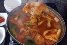 중독되는 맛의 매력 생삼겹살의 지존 양지식당