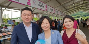 세종은 지금 도도한 복숭아축제중...인기 상종가