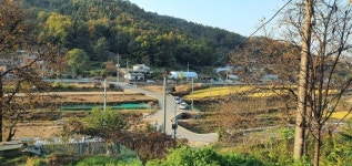 대청호반 길의 토속적인 장아찌 밥상 초가랑