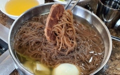 23년 발효음식연구가의 양념돼지갈비 신탄면옥