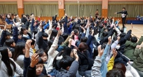 천안서당초, 마술극 활용 학교폭력예방문화 확산 호응