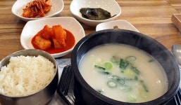 주당들의 속을 시원하게 풀어주는 해장국 5選