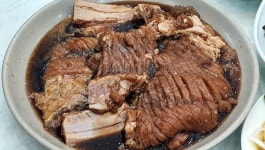 검증된 외식메뉴 돼지양념갈비와 평양냉면 유성 본 숯불갈비
