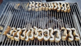 힘이 불끈 솟는 황제의 보양식 판암참숯민물장어