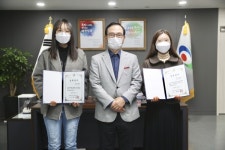 천안사랑 장학재단, 장학증서 수여 및 장학금 지급