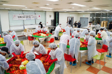 동구 정다운어르신복지관, 정(情) 담은 김장나눔 진행